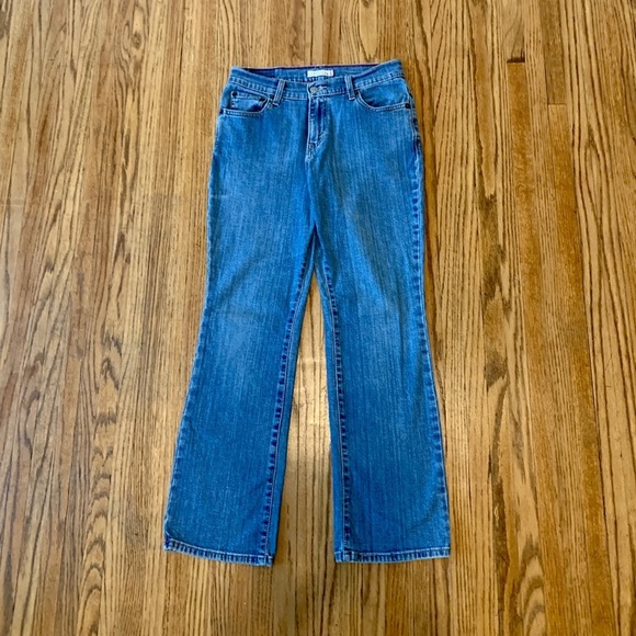 VTG 2000s y2k Levis 550 Relaxed Boot Cut Flare Med Wash Jeans 4 Short Stretch - Picture 2 of 8